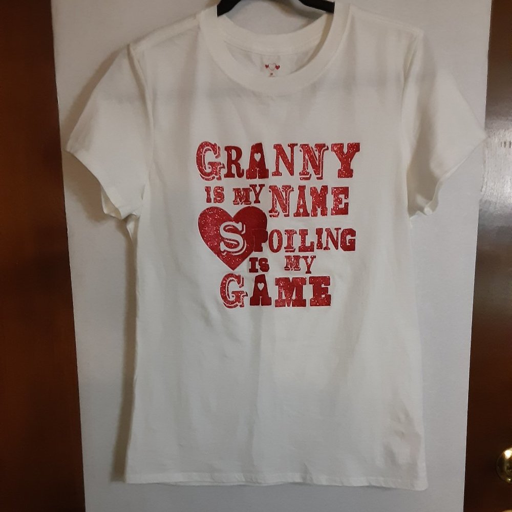 NWOT TEE/SIZE MED